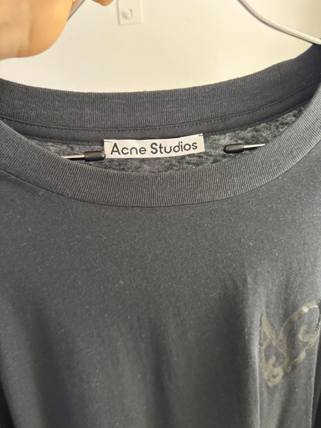 Svart långärmad tröja Acne Studios med hjärta i velour storlek M - 3