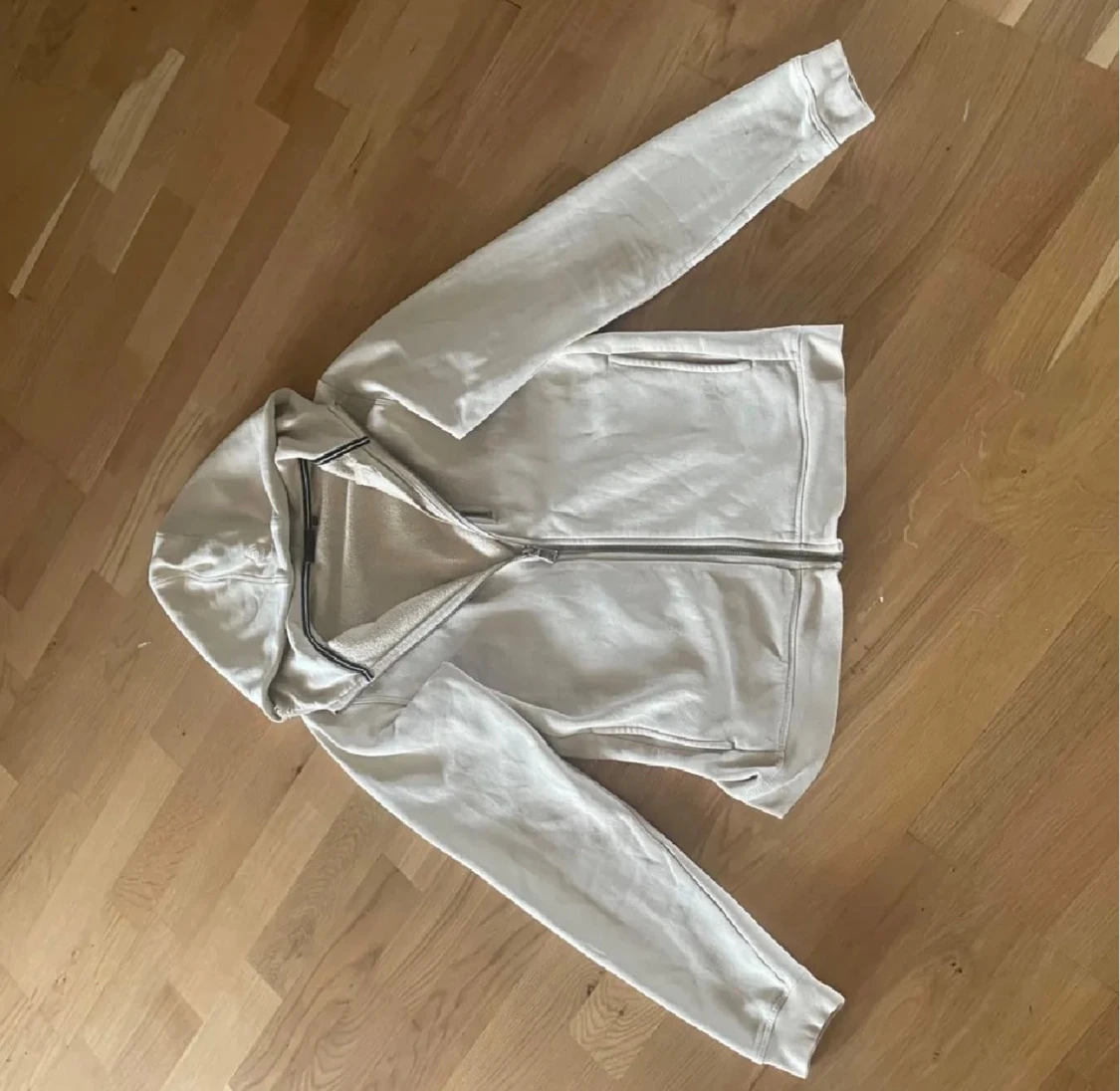 Beige hoodie från Sail Racing