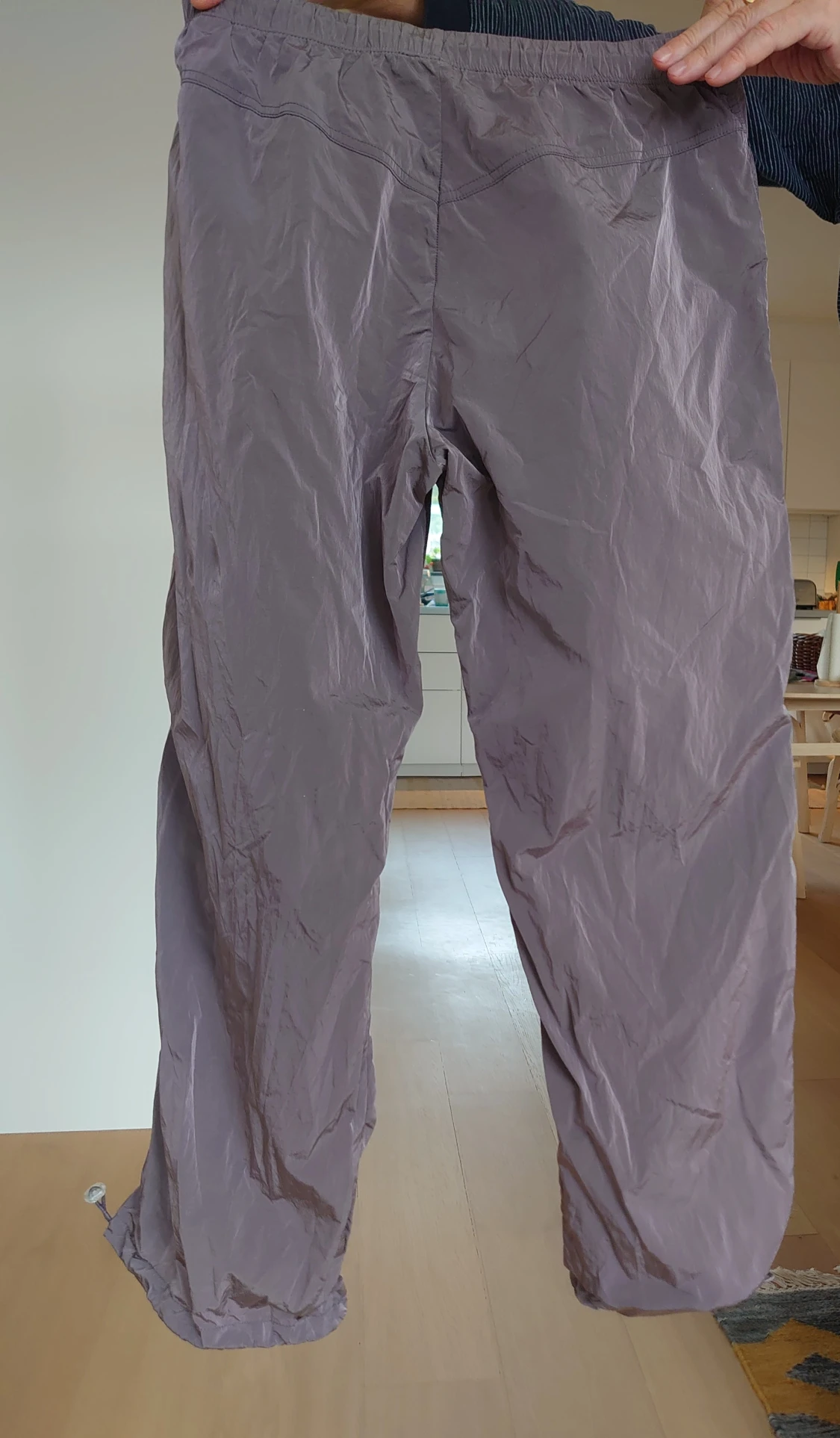 Lila/grå träningsbyxor från Freddy med snörning - 1