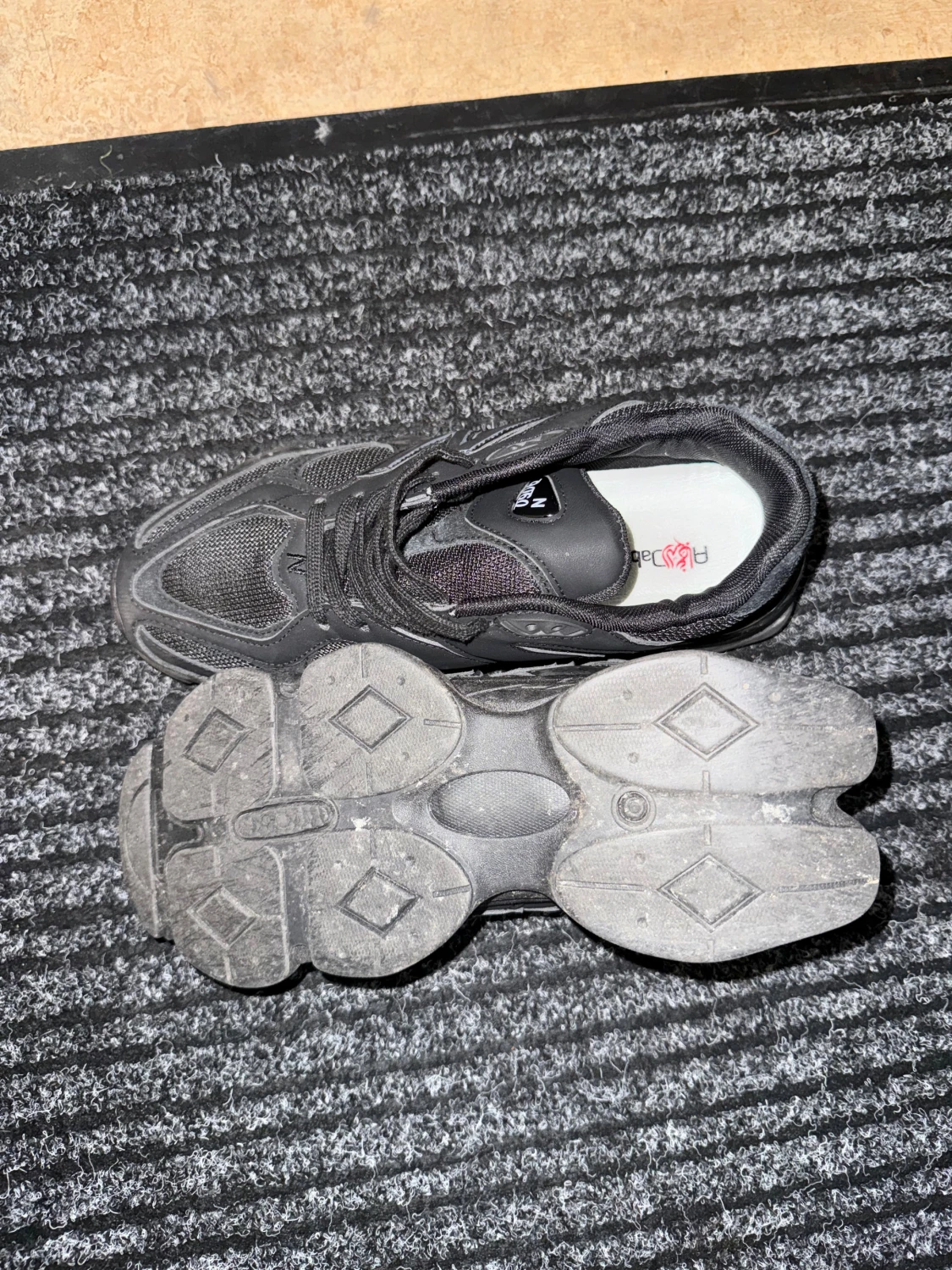  New Balance 9060 sneakers