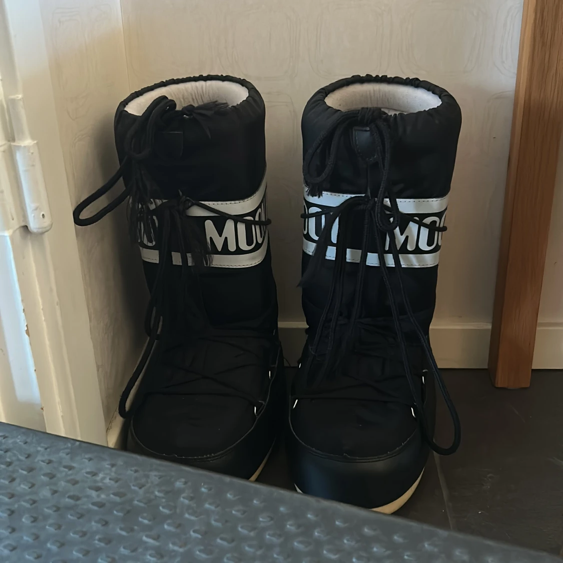 Svarta Moon Boots - 1