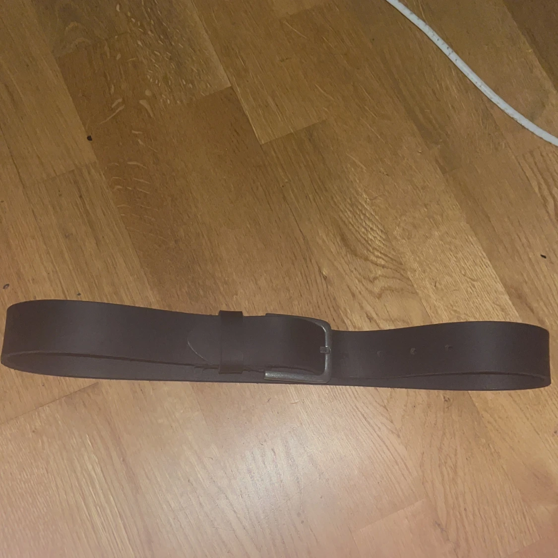 Svart skärp med silverfärgat spänne - 1