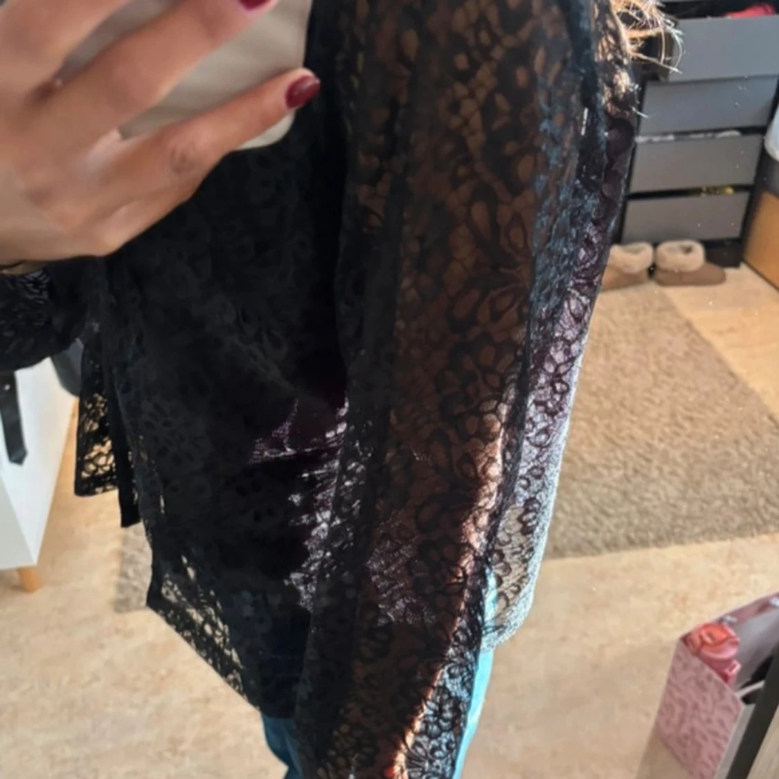 Svart  spetskofta - 2