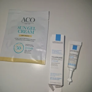 Tester - 2 nya tester- ACO Sun Gel Cream SPF 50+ är en ultralätt, genomskinlig solkräm med hyaluronsyra, perfekt för ansiktet. La Roche-Posay Toleriane Dermallergo Crème är en återfuktande och lugnande ansiktskräm för känslig hud. Båda i smidiga små förpackningar, perfekt att prova för att kanske hitta sin nästa favroti, men även perfekta att ta med. Skickar med ett extra test på köpet, överraskning🙈
