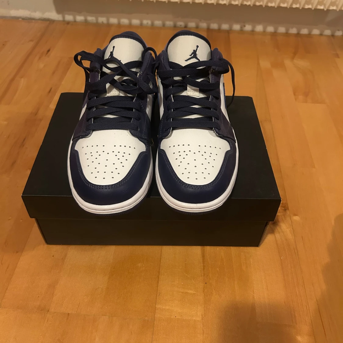 Nike Air Jordan 1 Low vit/lila - 1