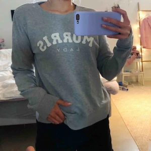  - Sweatshirt från Morris, bra skick! Nypris 1000 kr