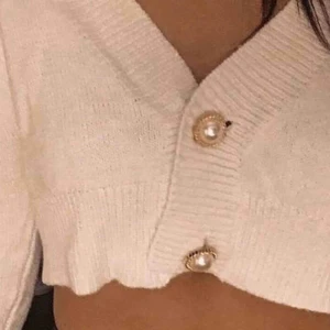  - Kofta/tröja från boohoo, aldrig använd, passar alltifrån xs-m 