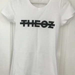 T-shirts - Fin t-shorts THEOZ