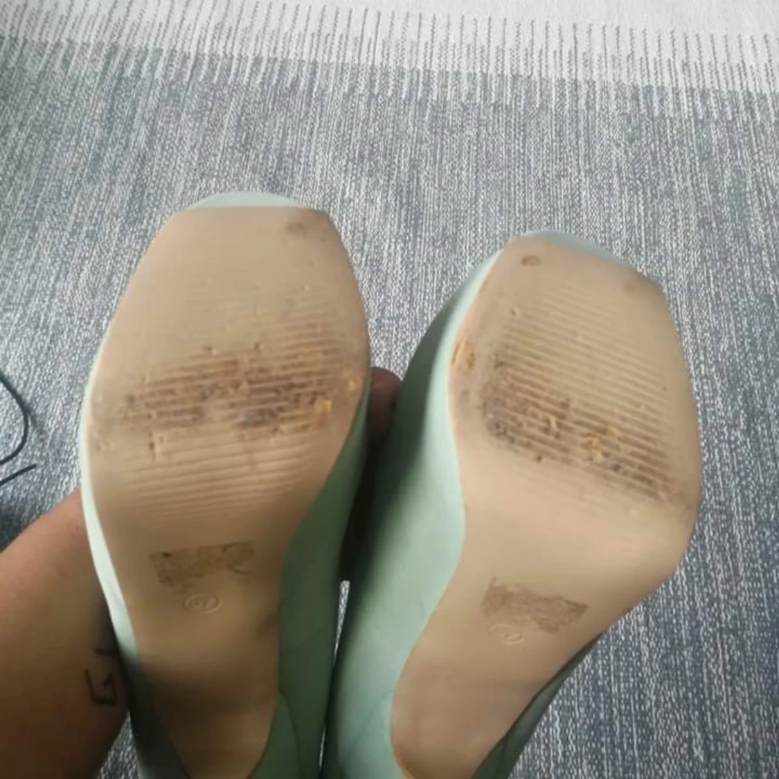 Högklackade skor - 91