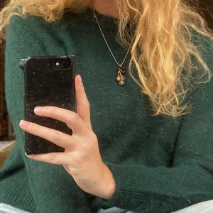 Höstplagg!!!🍂🍂 - Helt oanvänd, med prislapp kvar, (utom bilden) stickad tröja som tyvärr inte kommer till användning, men en perfekt tröja till hösten🍁🍁 Frakt tillkommer!!!