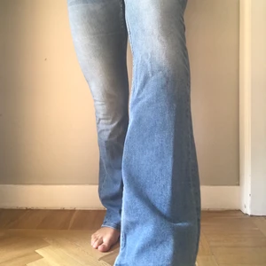 Snyggt jeans - Raka/bootcut från croocker, lågmidjade