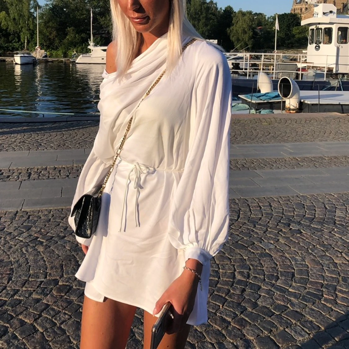 Hanna Schönberg X NA-KD - 90