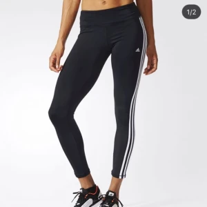  - Säljer exakt såna adidas tights som passar mig med strl xs 