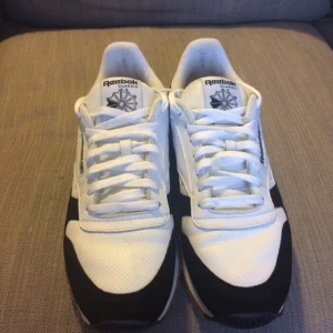  - Reebok Classic leather. Använda ett par gånger 