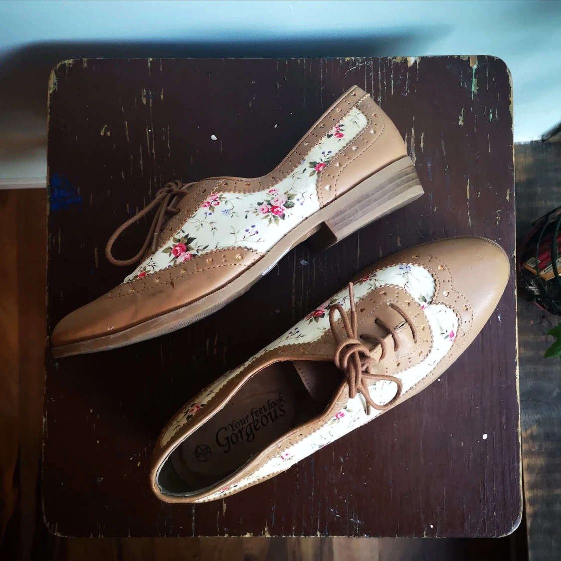 Blommiga vintage skor - 90