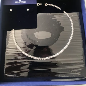 Swarovski Set  - Swarovski Tennis delux set med kristaller! Helt oanvänd.  