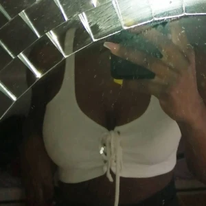 Kort top  - Från Bikbok. 