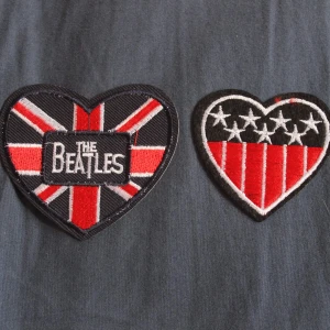 2 tygmärken  - Tygmärke 25kr inkl frakt! Skriv vid frågor 🔥