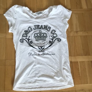 Dolce & Gabanna - As det tisha från D&G sitter tight på mig som e S 