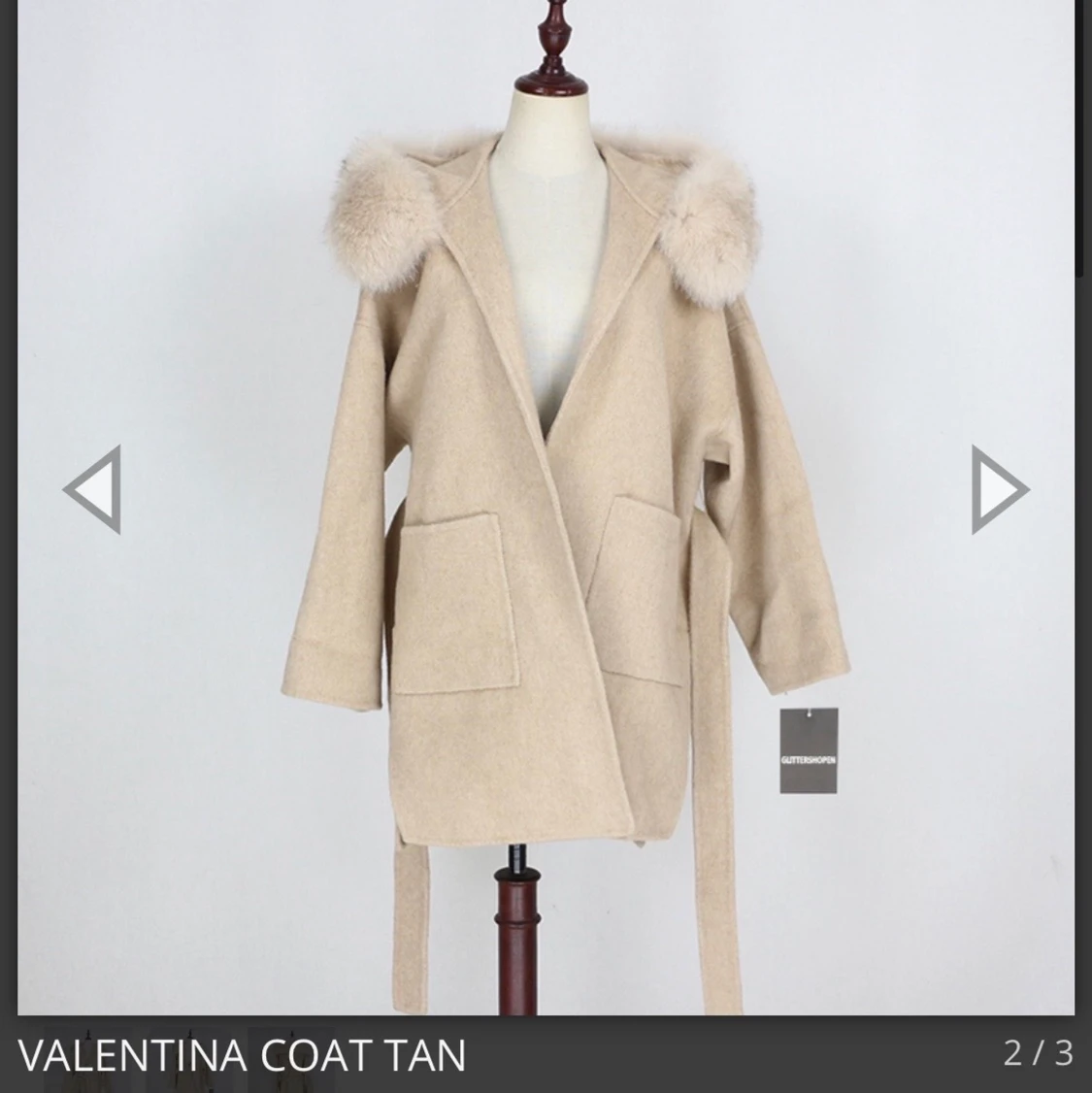 Beige kappa med päls