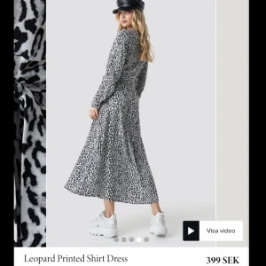 Klänning från NA-KD - Jättesnygg klänning i svart vitt leopardmönster från NA-KD. Klänningen är i princip i nyskick då jag endast använt den 2 gånger. Superskön och snygg på, perfekt nu till hösten! 🤍🖤