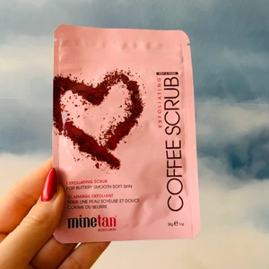 Kroppsskrubb - Kaffeskrubb 30g. Fullsize kostar 120kr. Oöppnad!