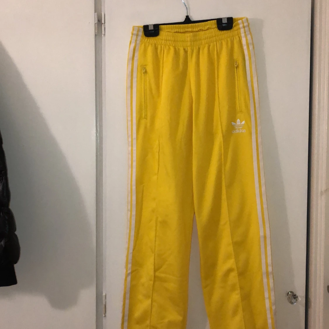 Adidas byxor storlek 34