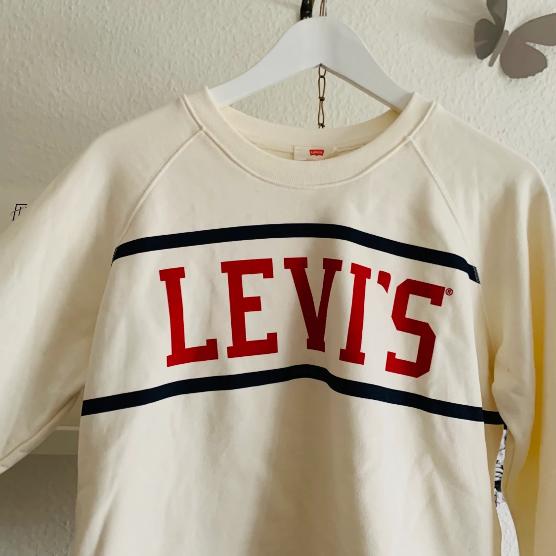 Retro Levis tröja knappt använd  - 90