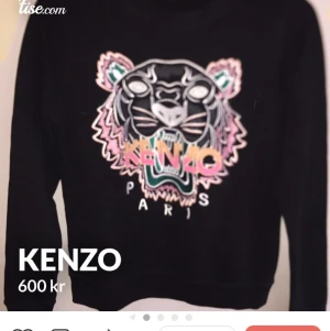 Kenzo - Storlek m men har råkat krympa den i tvätten😓 så skulle säga s/XS ÄKTA var inte rädda för att buda 