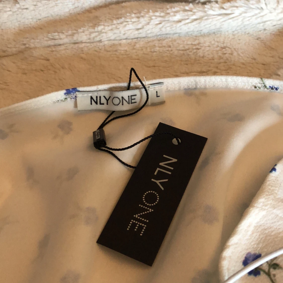 Blommig klänning från Nelly.com - 91