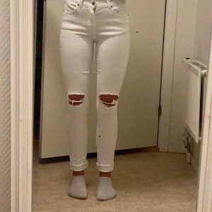 DRDENIM - storlek S, vita jeans använda Max 3 gånger  ny pris 500