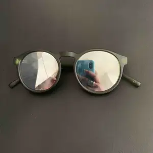 Gröna solgöasögon med spegelglas! Ordinare 399