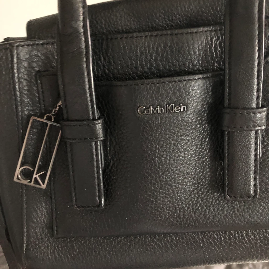 Calvine Klein väska  - 91