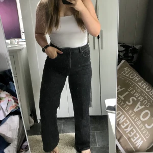 Wide Jeans från Cubus storlek L  - Skönaste Jeansen från Cubus i storlek L som säljes då de är för stora 🌼
