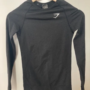 Gym Shark träningströja - Gym shark träningströja, storlek S. Kan fraktas om så önskas!