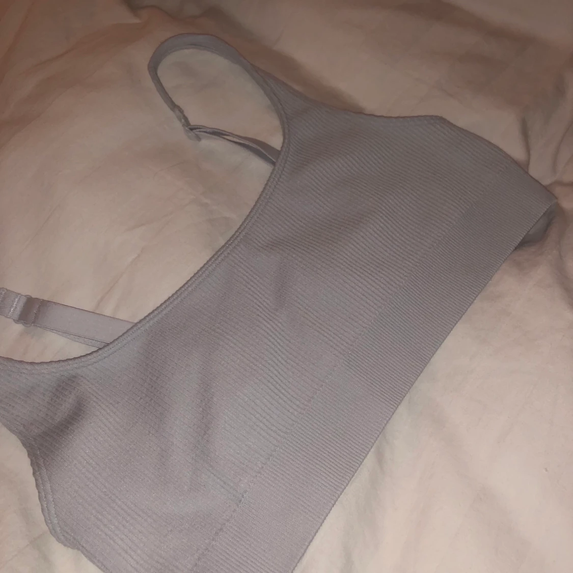 Bralette / soft bra från Weekday - 90