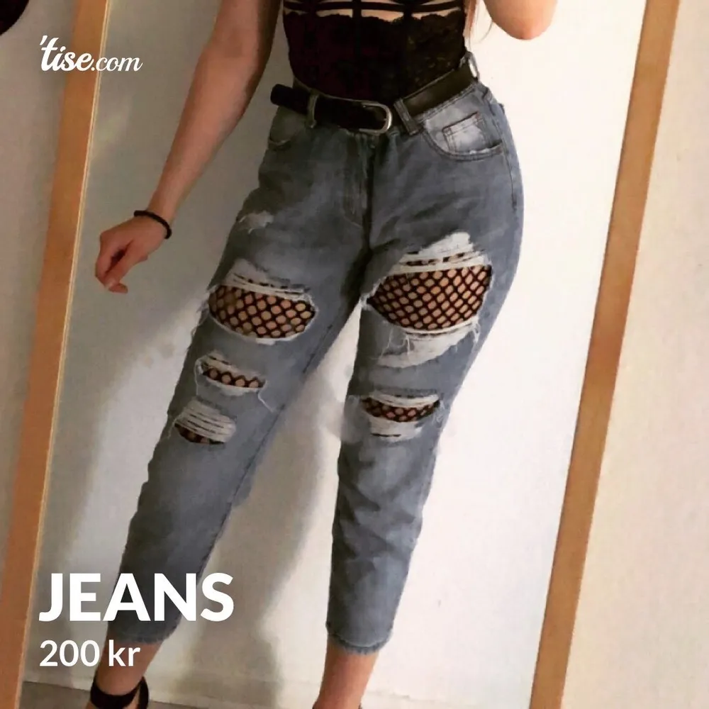 An amazing pair jeans with fishnet on the inner layer. Worn only for pictures. Jeans & Byxor.