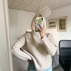 Stickad tröja  - Jättefin och skön rosa stickad tröja🌸                                                   