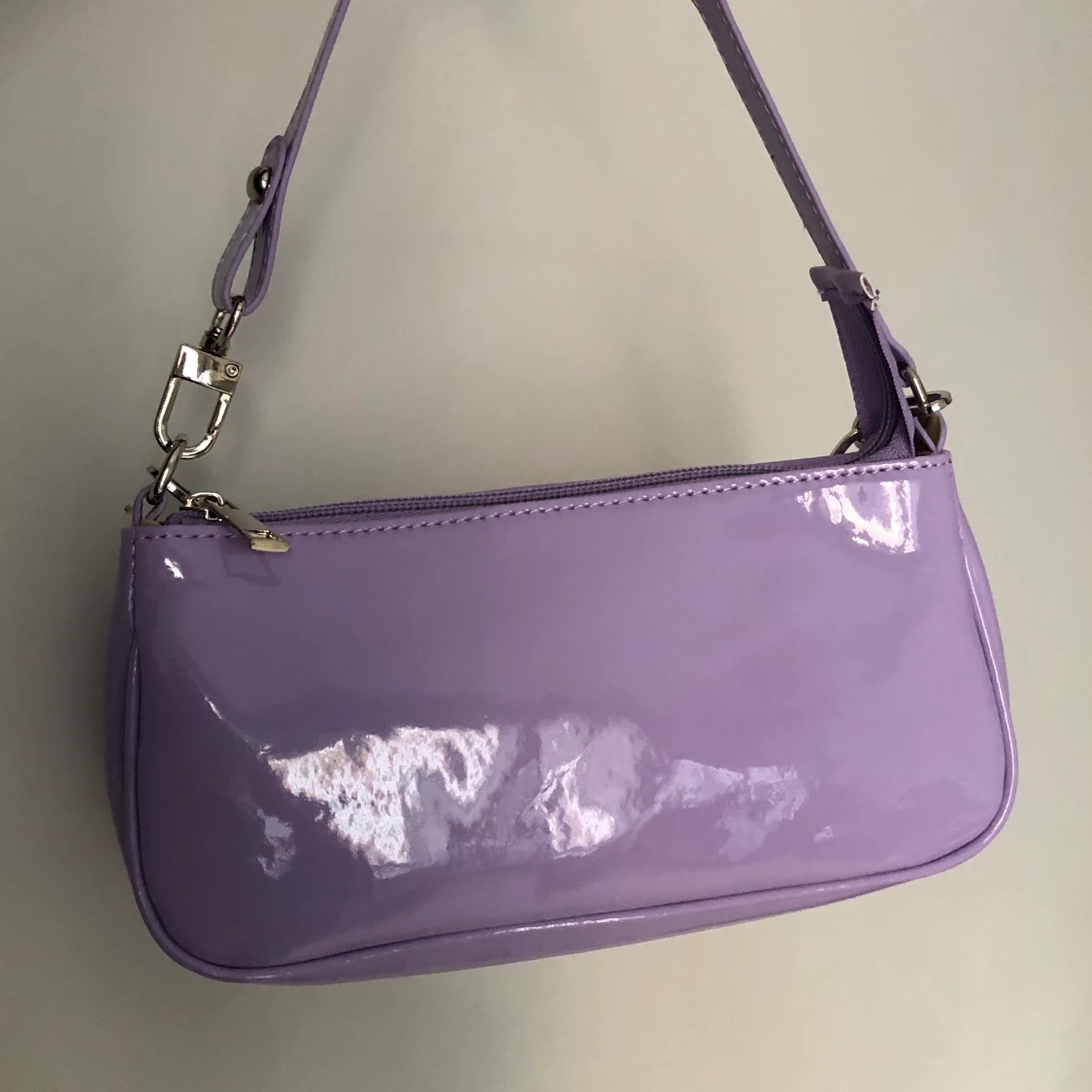 Lila väska - 91