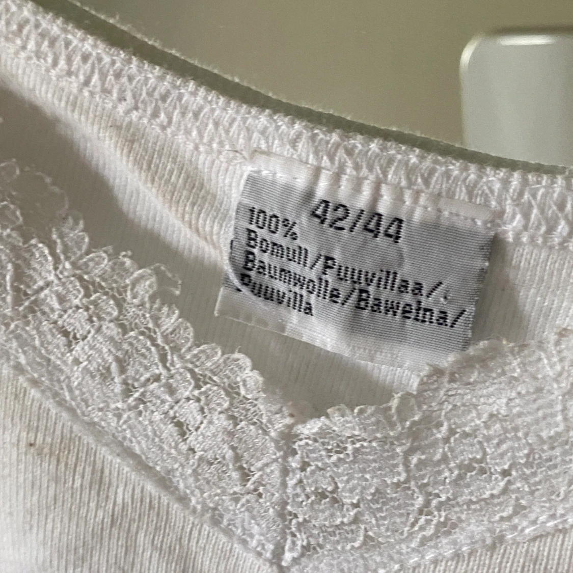 Vitt spetslinne  - 90