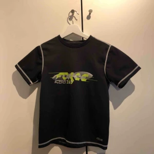  - ÄLSKAR! Frakt blir 42kr💚