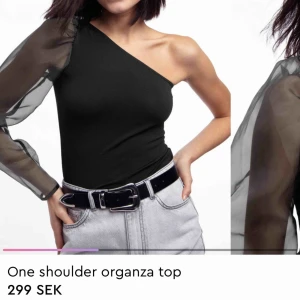  - Söker efter denna fina tröja från ginatricot!! skriv gärna om ni säljer denna i storlek XS/S <33 ⚡️💞🦋