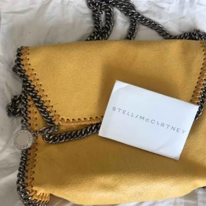  - Helt oanvänd Stella McCartney väska! Så fin färg 💕💕 dustbag medföljer 😊