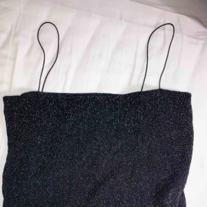  - Superglittrigt linne, använt 1 gång! 