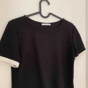  - Superfin tröja ifrån zara med vita muddar! Använd fåtal gånger 🦋