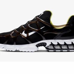 Stussy x Nike Kukini Spridion Cage 2  - Säljer Stussy kukini spiridon cage 2 pga felköp, fråga gärna om fler bilder!                                                                  Köparen står för frakten