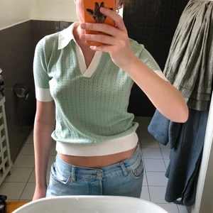 Så fin topp - Helt oanvänd topp, prislappen hade lika gärna kunnat sitta kvar. Så himla fin men är inte helt bekväm i den tyvärr. Tveka inte vid frågor :)