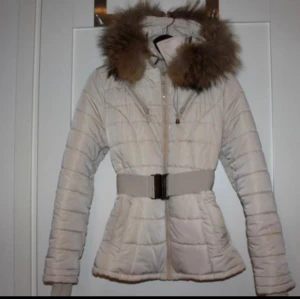  - Jacka från Belle shoes, inköpt förra året. 