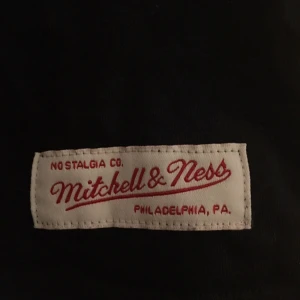  - Miami heat linne i bra skick, perfekt att ge bort till pojkvän eller bara ha till sig själv! 