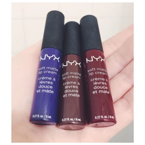  - Matte lip cream från NYX i färgerna Havana, Copenhagen och Vancouver. Endast testade vid ett tillfälle!   Nypris 68kr styck, säljer alla tre för 100kr. Finns att hämta i centrala Malmö! Vid frakt står köparen för fraktkostnad✨